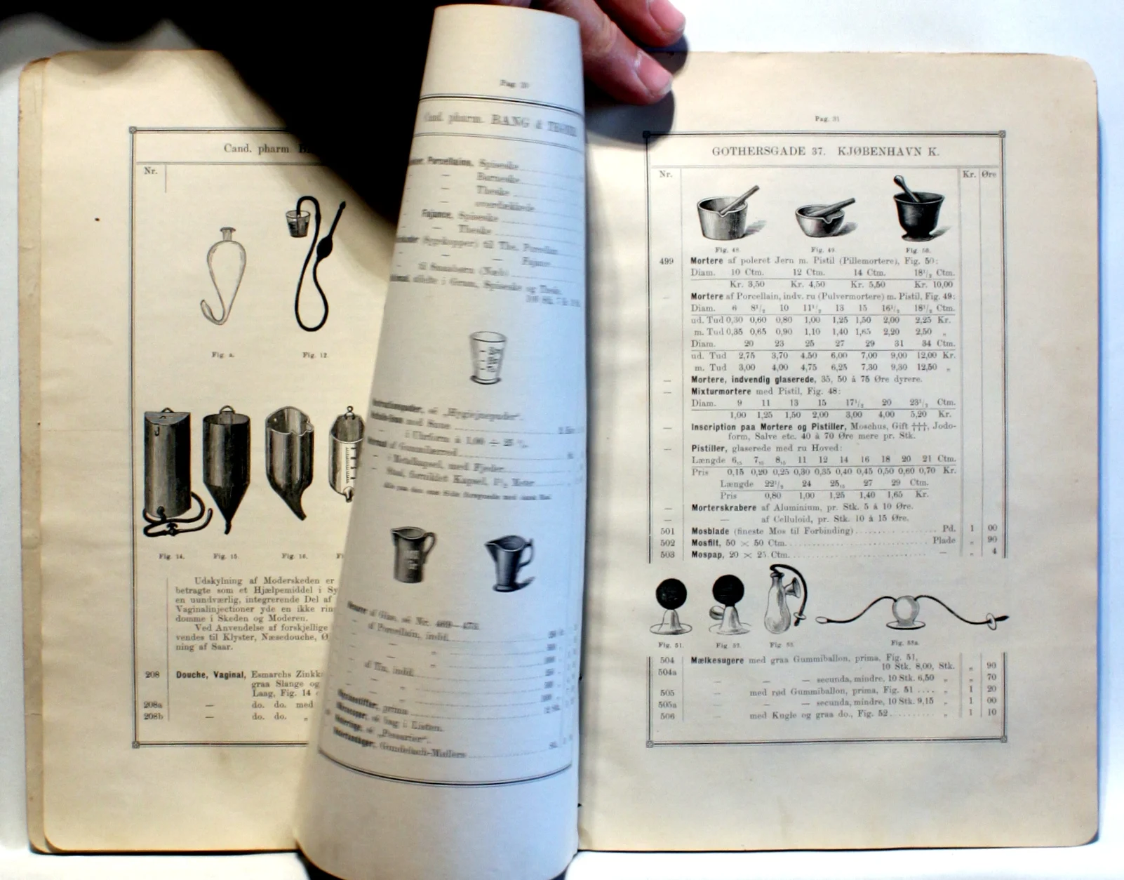 Chirurgiske forbindstoffer og artikler til sygepleje