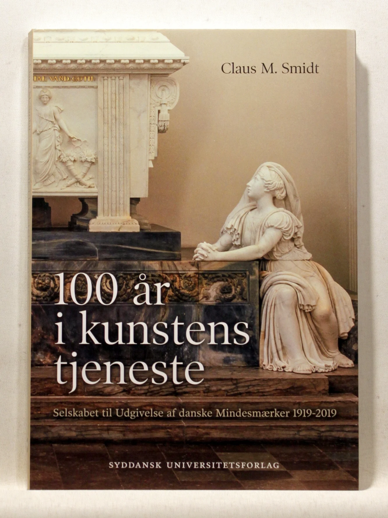 100 år i kunstens tjeneste
