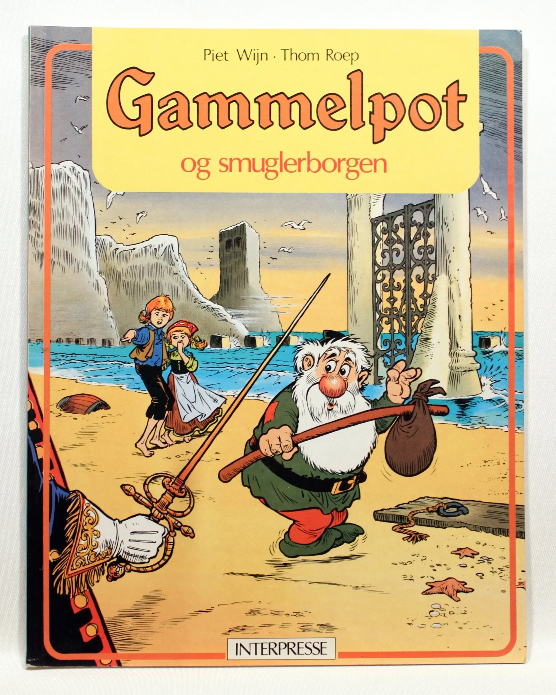 Bogomslag: Gammelpot og smuglerborgen af Piet Wijn, Thom Roep