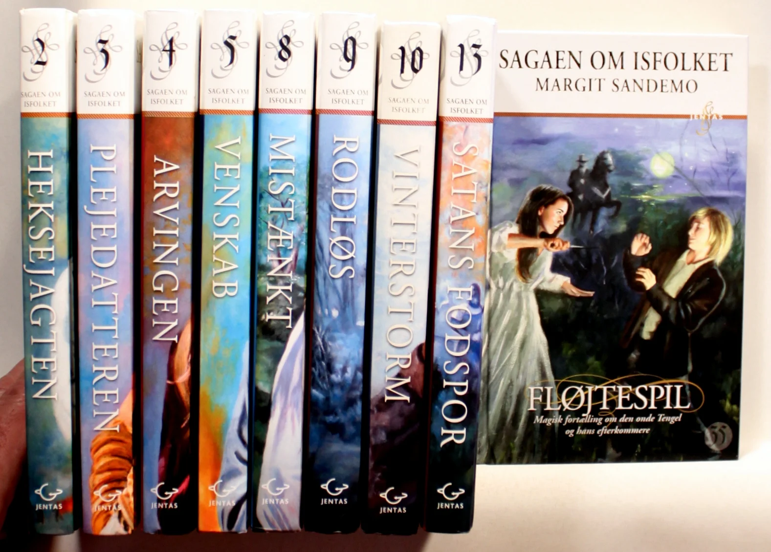 Sagaen om Isfolket. 9 stk.