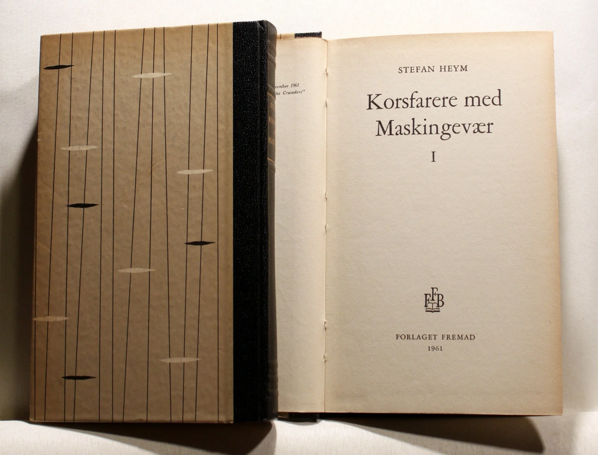 Korsfarere med Maskingevær. Bind 1 + 2