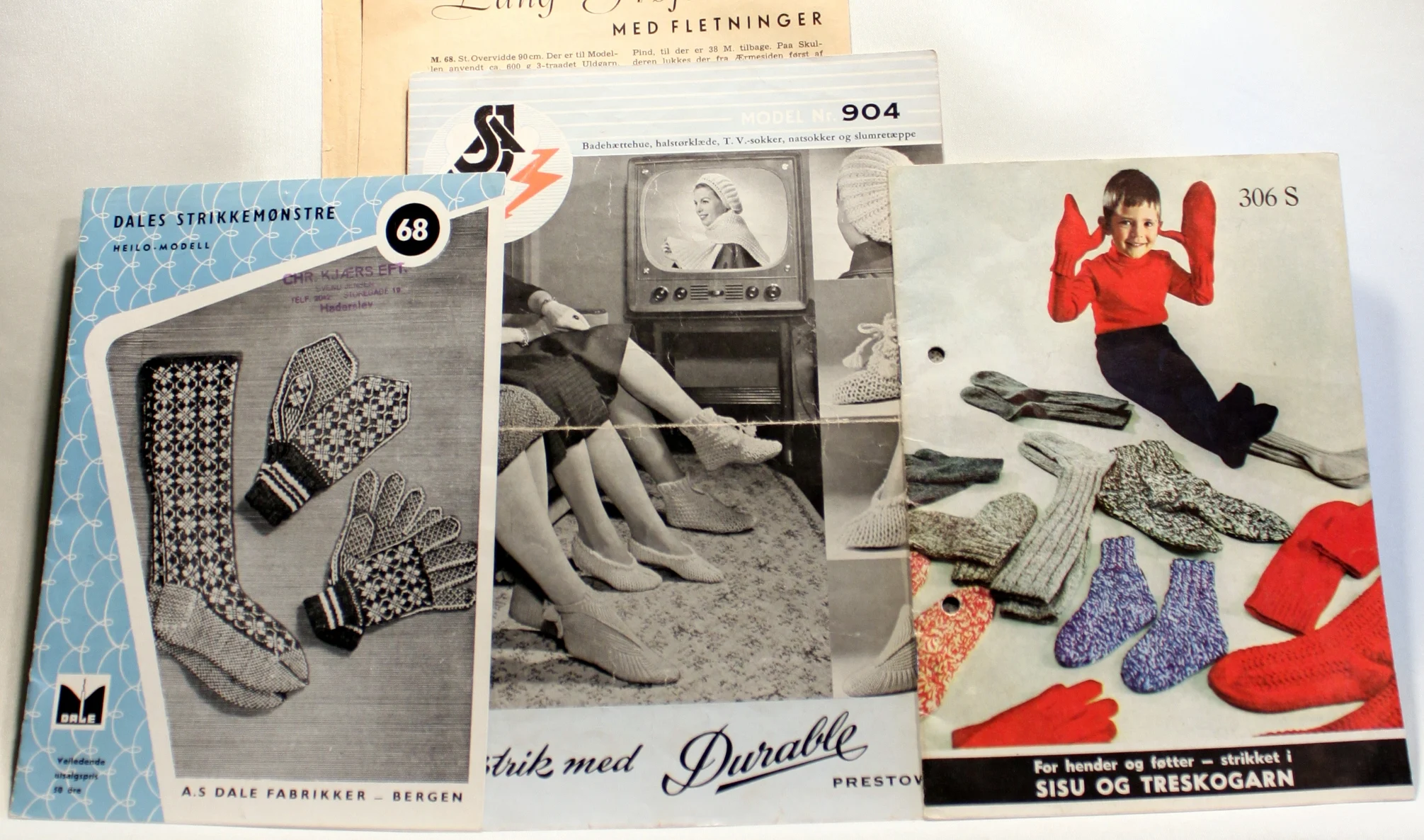 Sokker strik. 3 stk. + udklip.