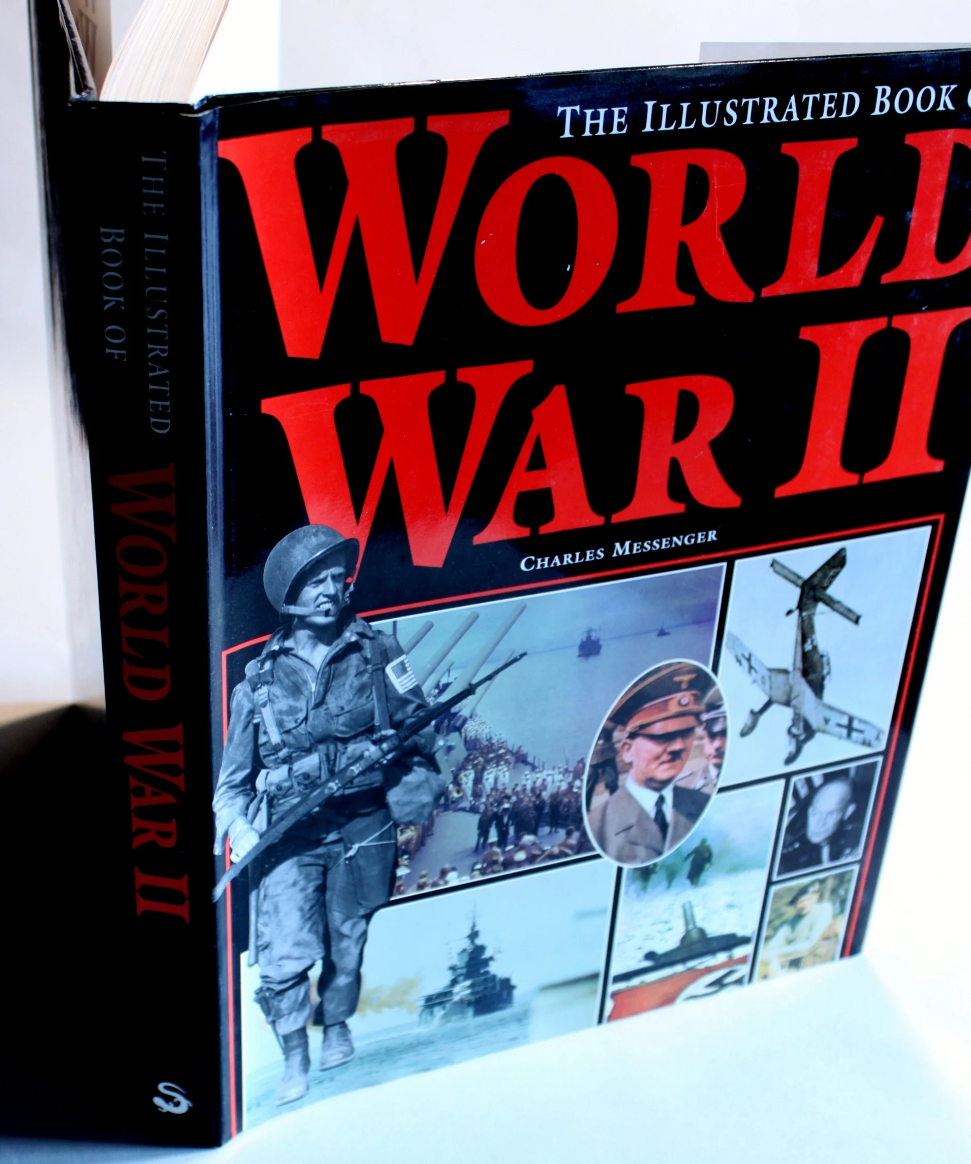 The Illustrated Book of World War II