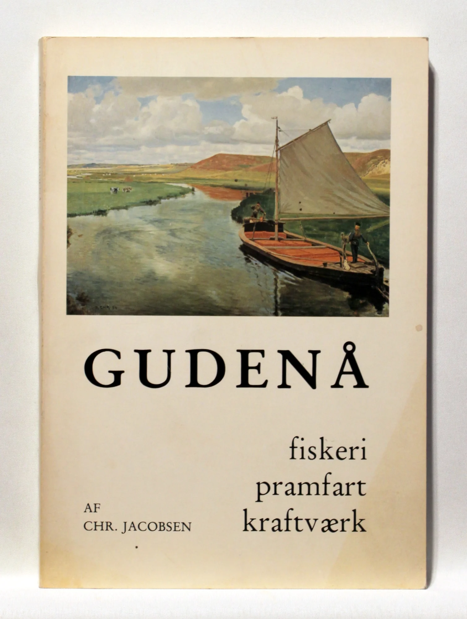 Gudenå. Fiskeri, pramfart, kraftværk