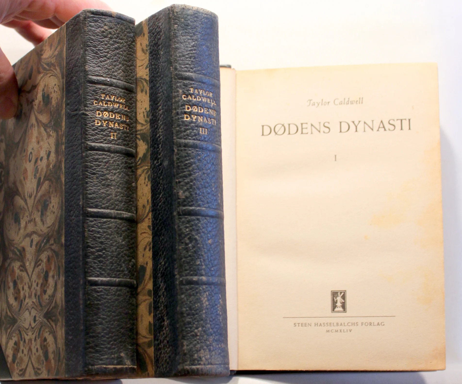 Dødens Dynasti. 3 Bind