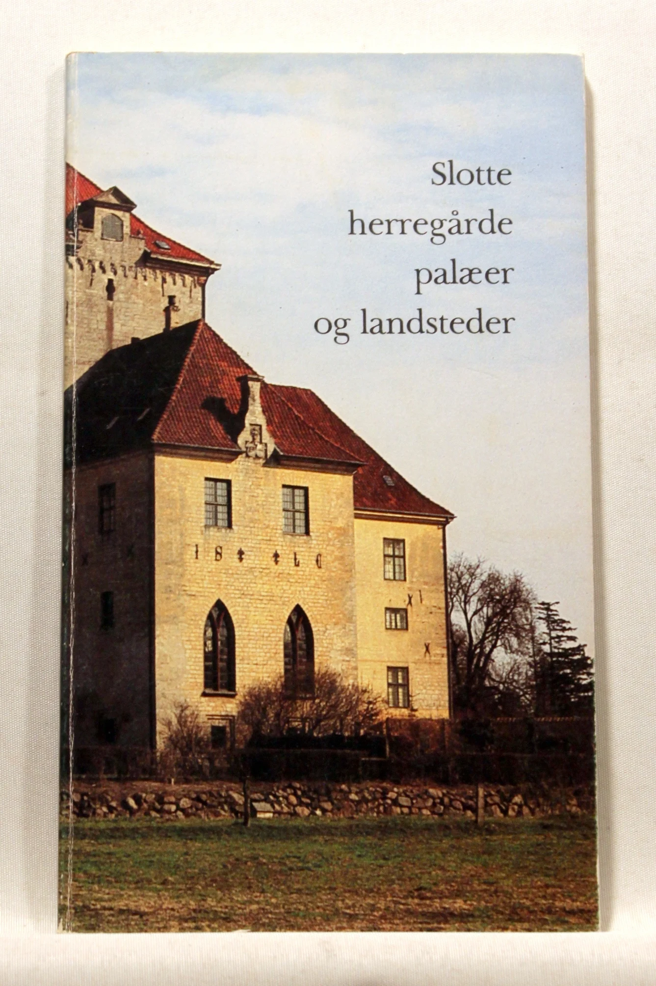 Slotte, herregårde, palæer og landsteder