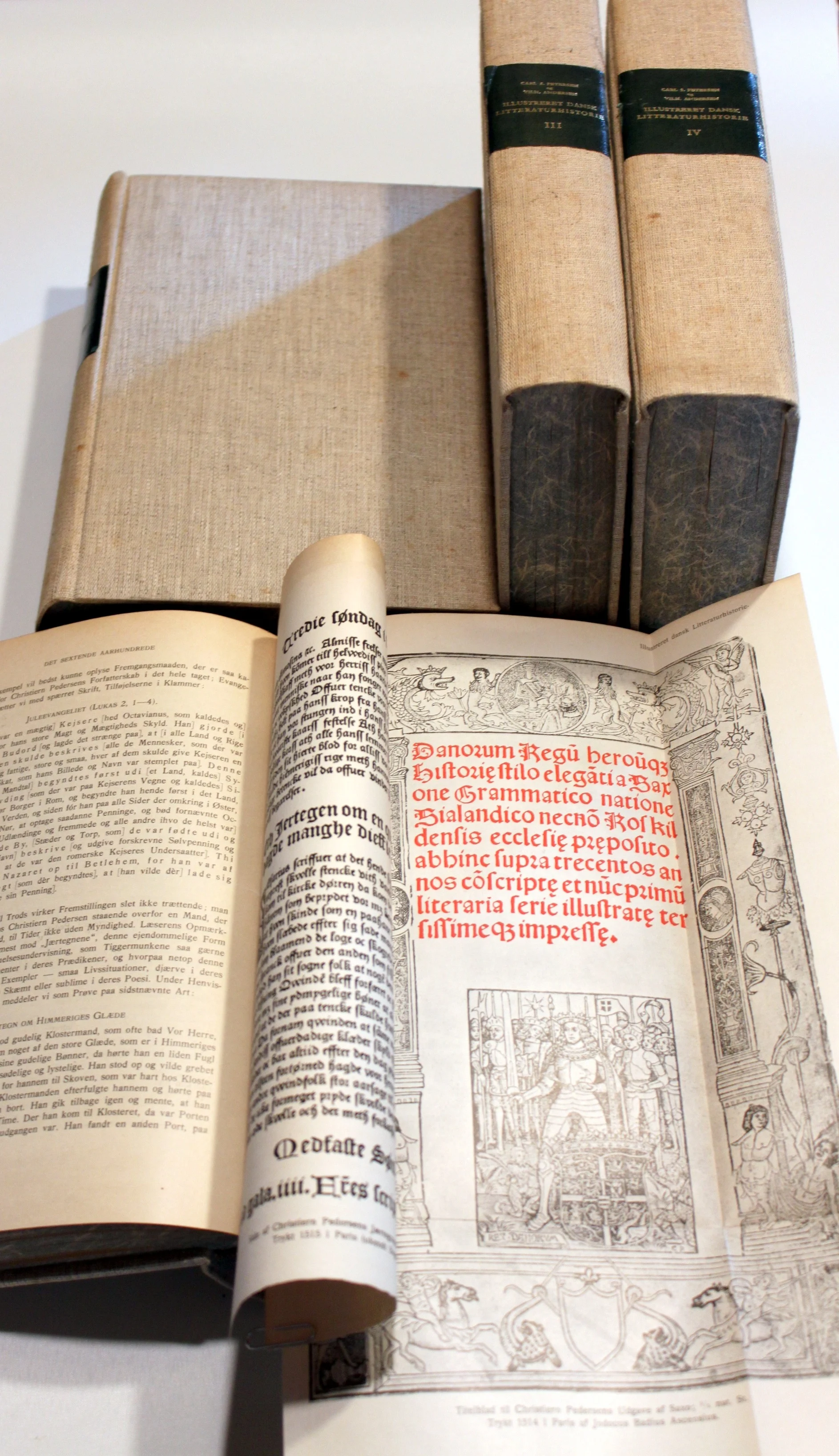 Illustreret dansk Litteraturhistorie 4 Bind