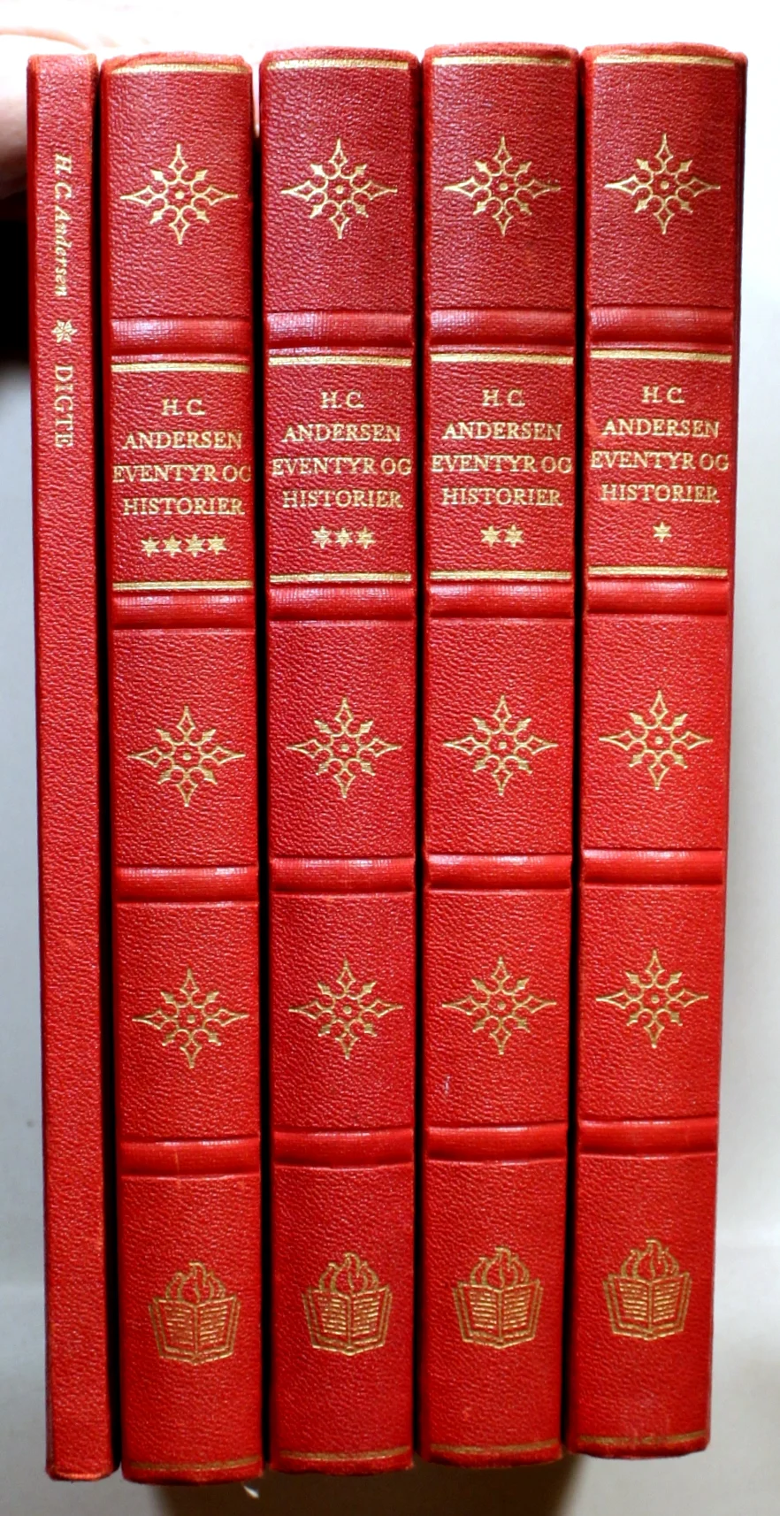 Eventyr og historier 1-5.