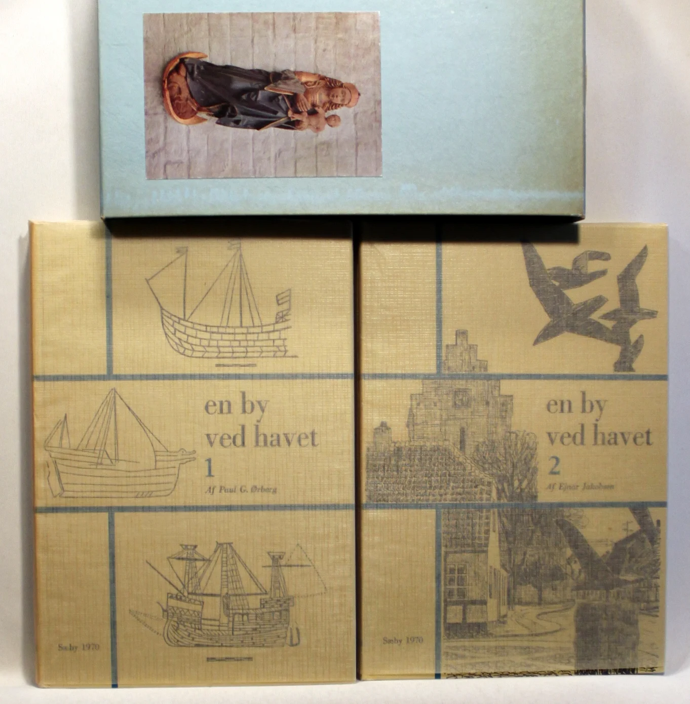 En by ved havet. Sæby købstads historie. Bind 1-2.