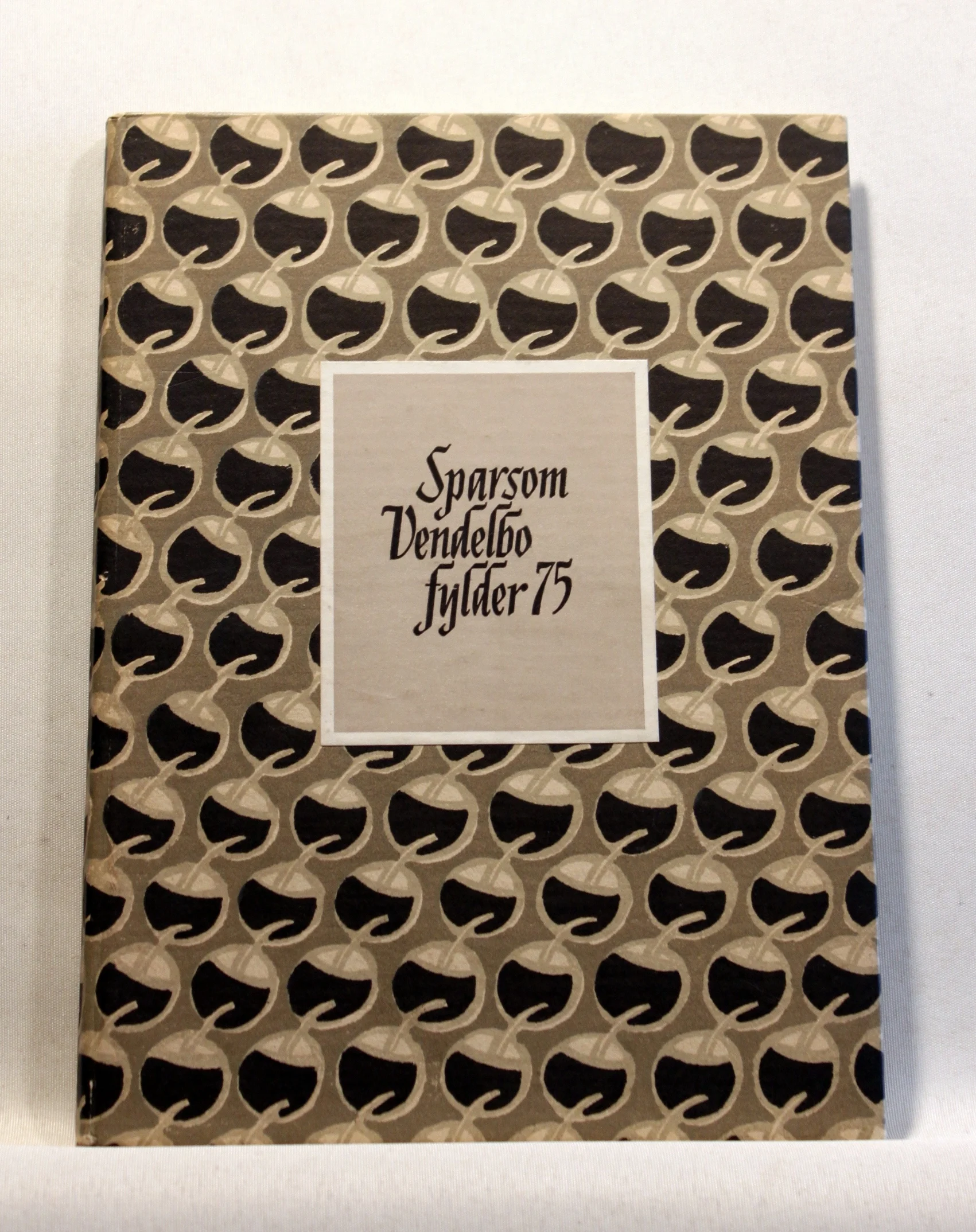 Sparsom Vendelbo fylder 75. Spare- og laanekassen for Vraa og omegn