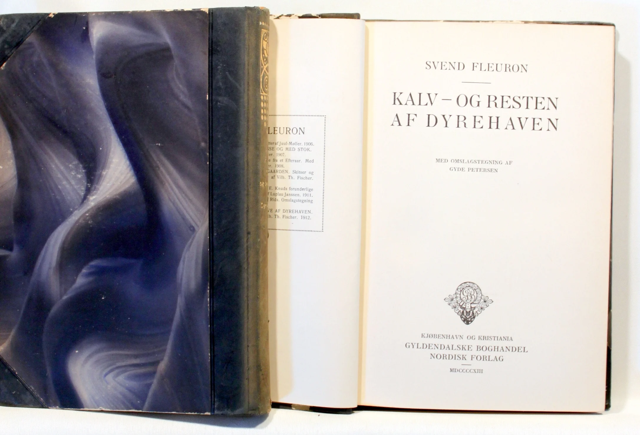 Kalv- og det halve af Dyrehaven + Kalv- og resten of Dyrehaven. 2 Bind.