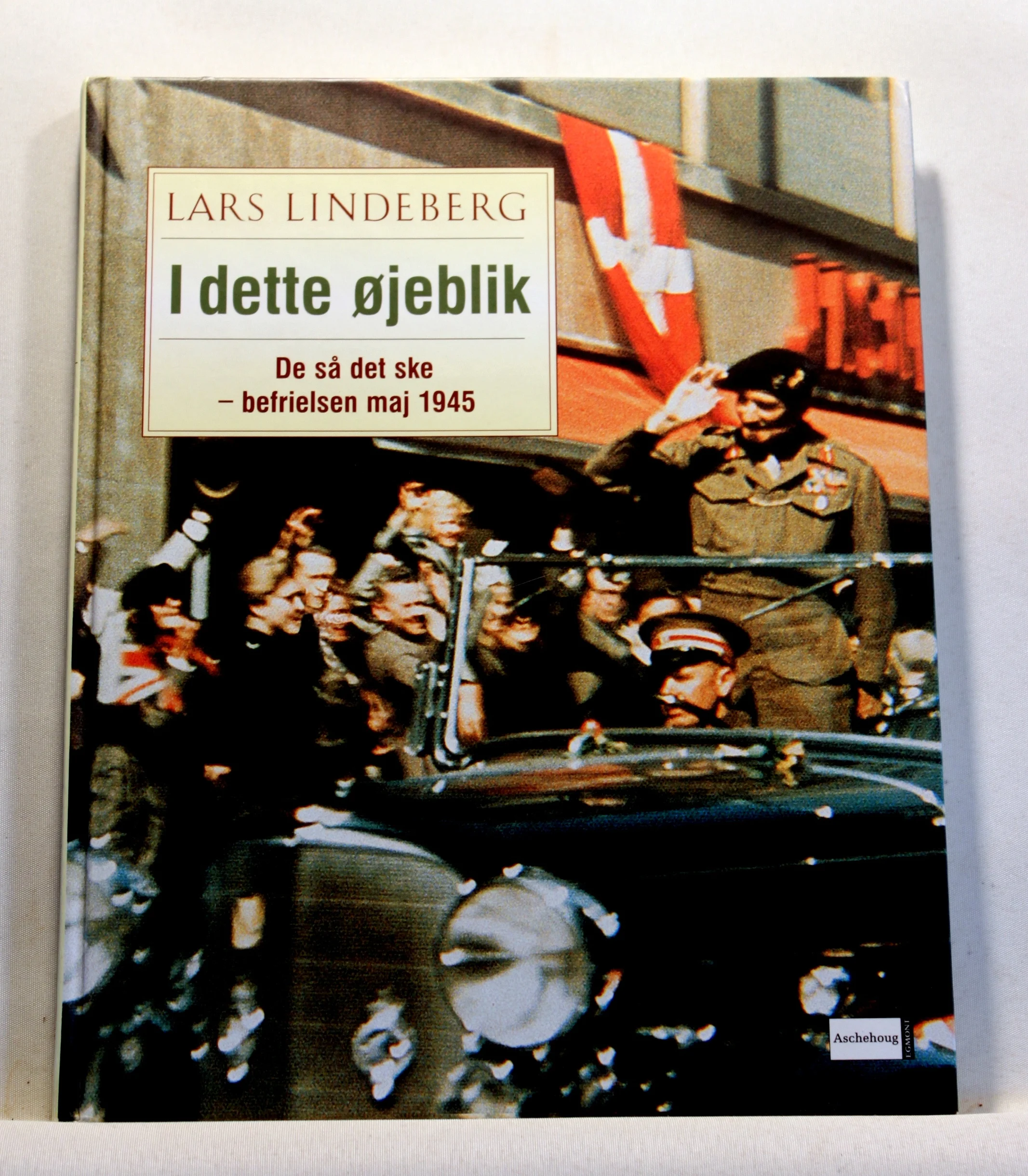I dette øjeblik. De så det ske – befrielsen maj 1945 – og 60 år efter