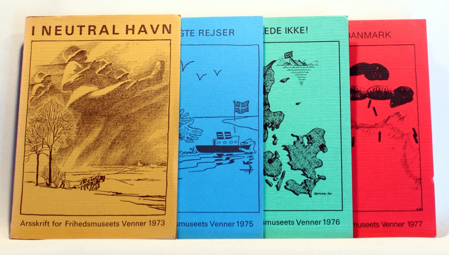 I neutral havn. Mørklagte rejser. De sejlede ikke. OSS og Danmark. Nummer 1, 3, 4, 5.