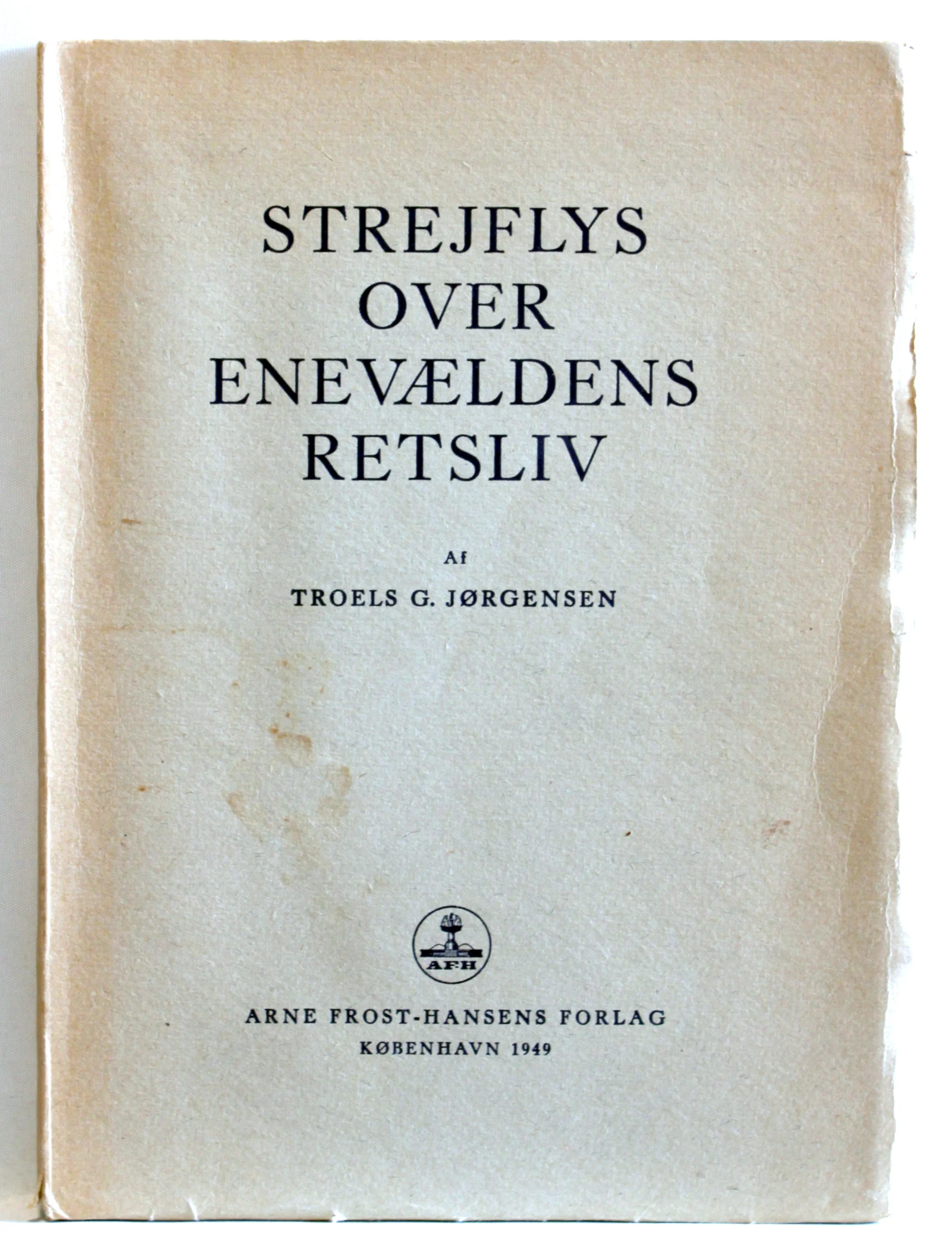 Strejflys over enevældens retsliv