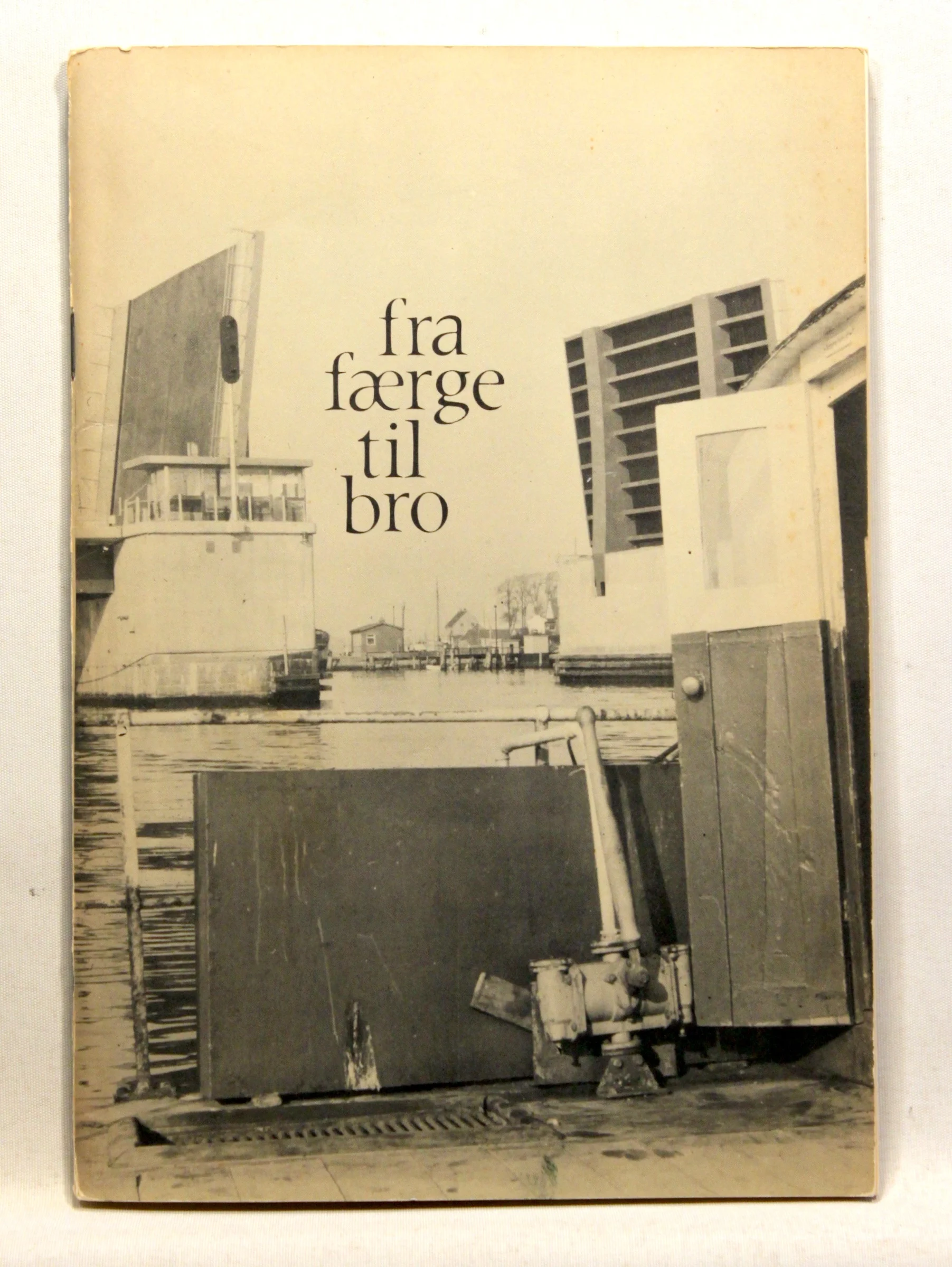 Fra færge til bro