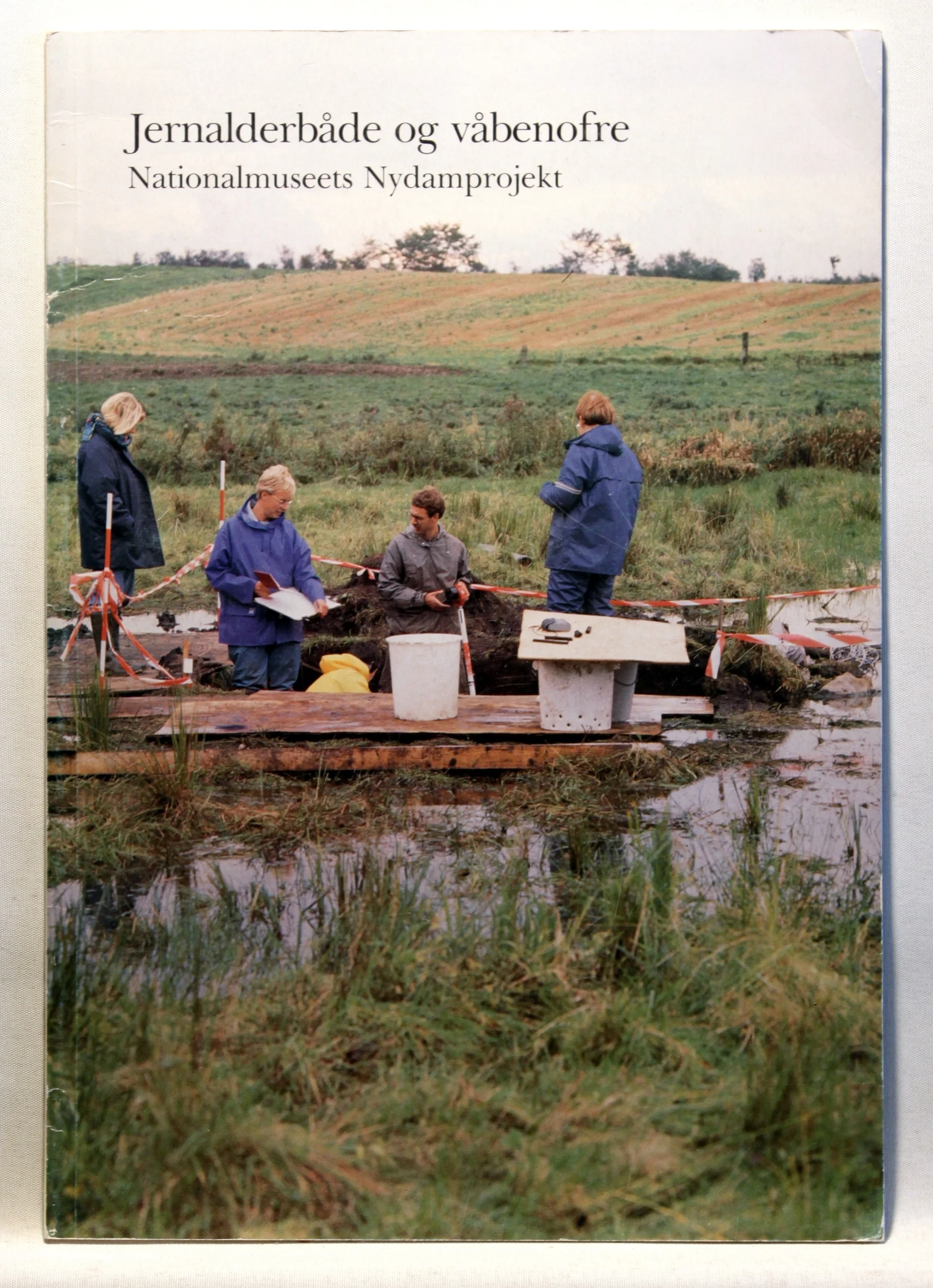 Jernalderbåde og våbenofre