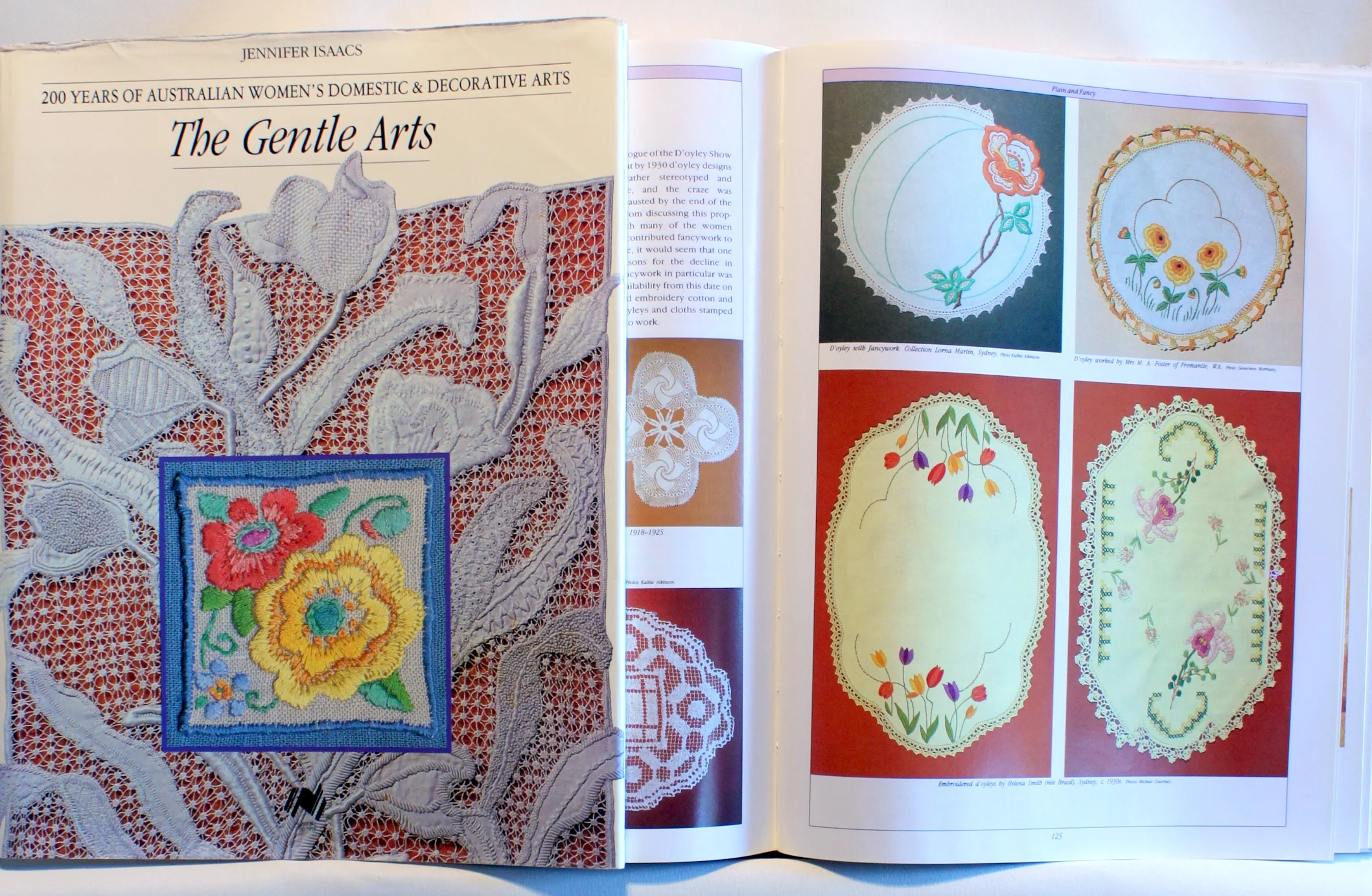 The gentle arts. 200 Years of Australian Women’s Domestic & Decorative Arts