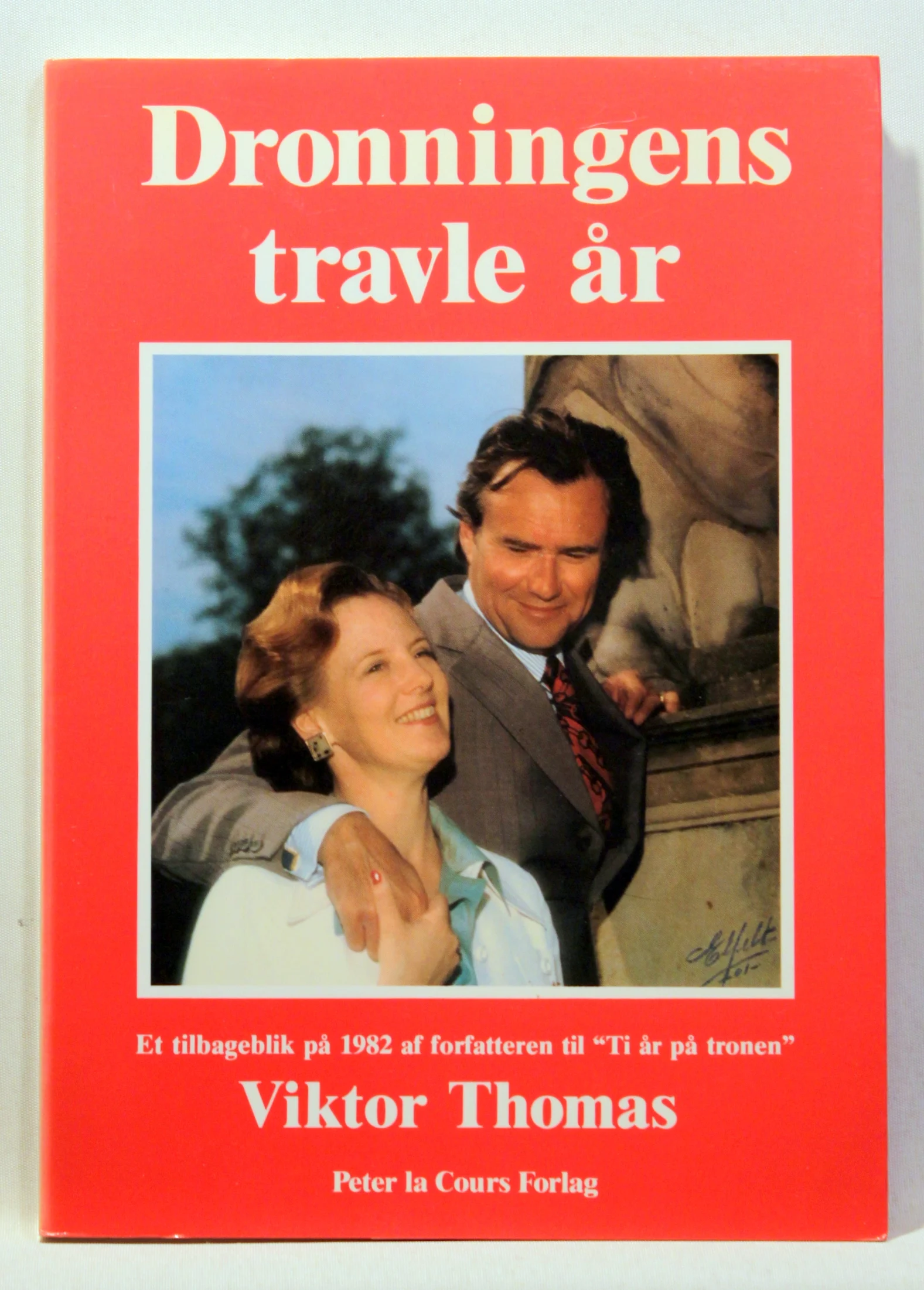 Dronningens travle år