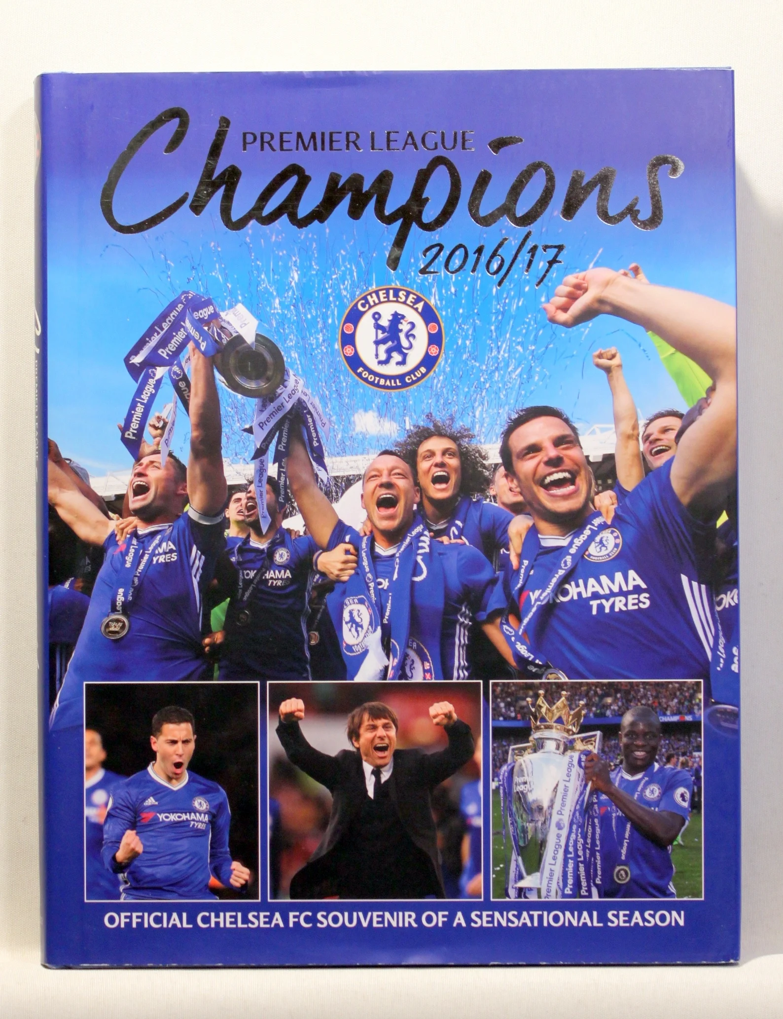 Premier League Champions 2016/17 – Official Chelsea FC Souvenir of sensational season