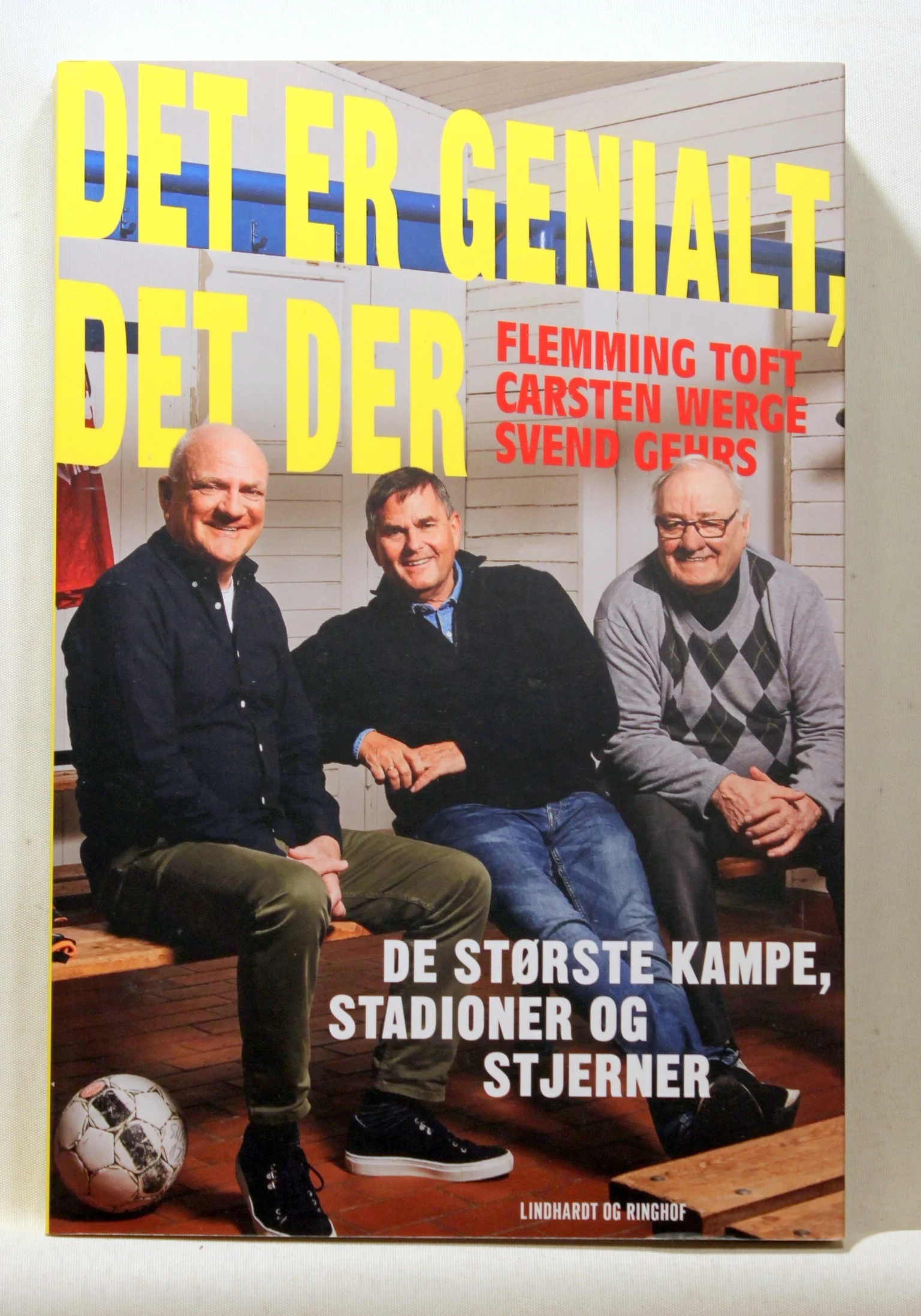 Det er genialt, det der. De største kampe, stadioner og stjerner